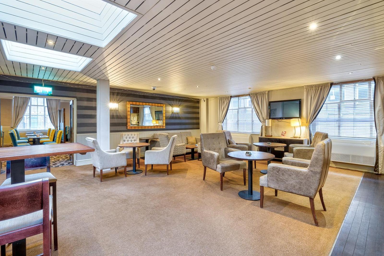 The Derby Conference Centre - Shared Accomodation Экстерьер фото